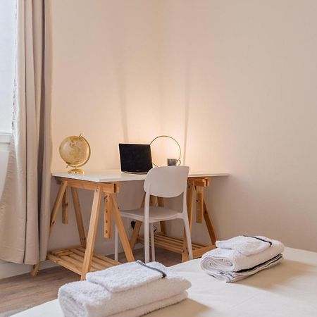 Appartement Douce Escale A La Cite à Carcassonne Extérieur photo