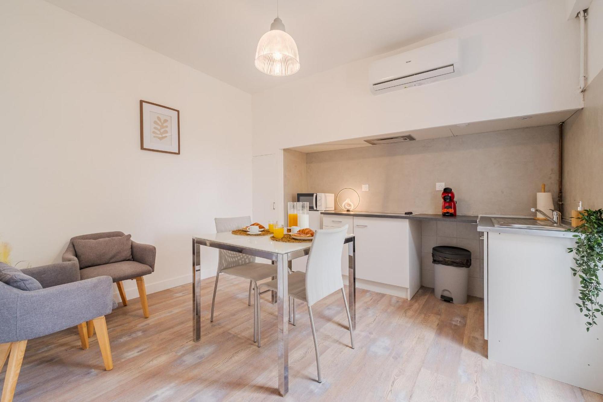 Appartement Douce Escale A La Cite à Carcassonne Extérieur photo